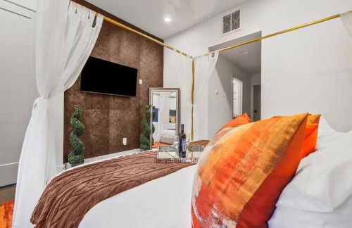 Modern Luxe Townhome with Rooftop Cinema - Foto 1