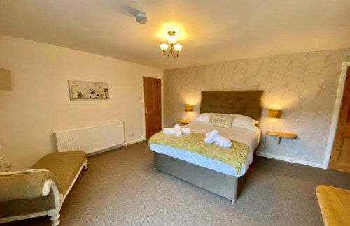 Elegant & spacious farmhouse with wonderful views - Foto 18