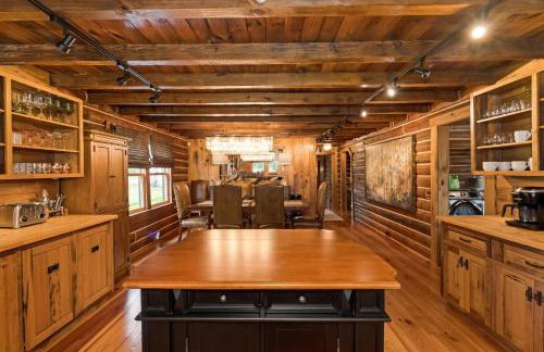 3BR Luxury Log Cabin Near Franklin - Foto 26