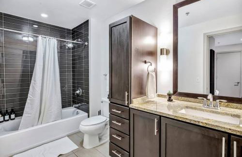 Luxury Apt W/Parking CityView|Pool| Gym|PoolTable - Foto 39