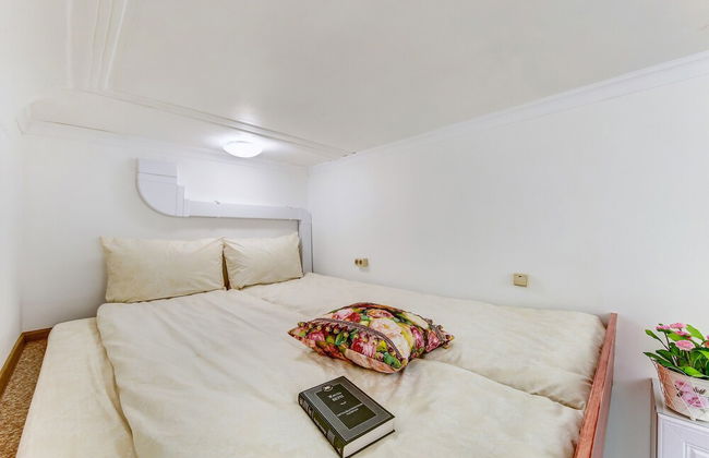 Semeiniy Ochag on Kurlandskaya - Photo 28