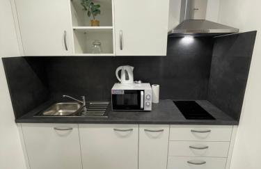 Modern Studio Apartment Tome with Terrace, Free Parking & Wi-Fi, Zadar - Foto 11