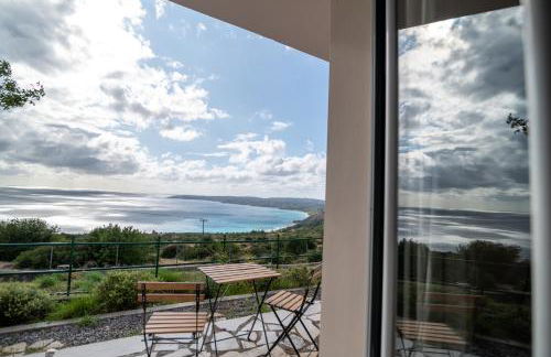 Lorraine's Cottage Style Studios, shared swimming pool and bbq only for guests at Simotata village - Photo 13