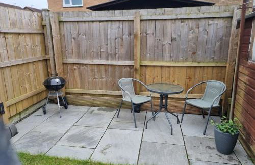 The Humsford Hideaway 2 bedroom home with driveway - Foto 5