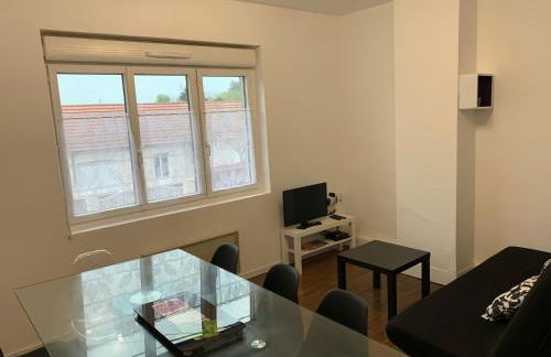 Logement, idéal famille, amis, tout y est ! - Foto 2