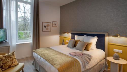 DOMITYS - Manoir Maison Douaud - Foto 4, Garden view