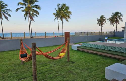 Piscina aquecida, 5 suítes e pé na areia com vista espetacular!! - Photo 53