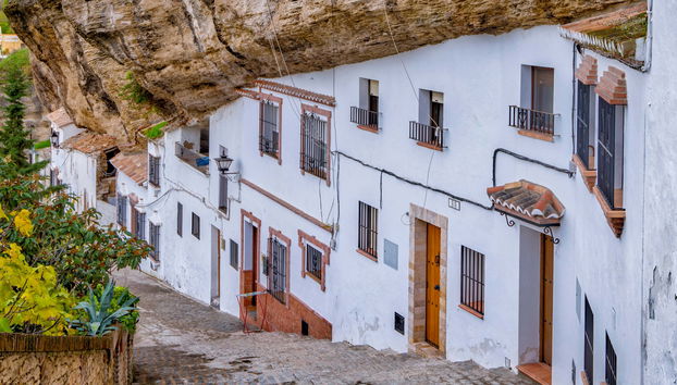 Free tour pelos mirantes de Setenil de las Bodegas