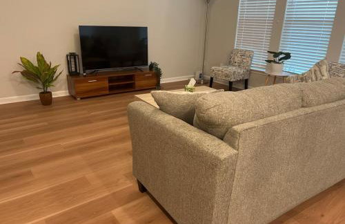 NEW HOUSE! 4BR Entire house Near Airport - Photo 24