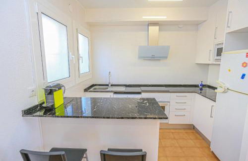 LITORAL COSTA DORADA - VILLA LAURA II Only families - Photo 13