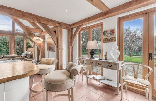 Hiron's Piece and Honeysuckle Cottage - with Hot Tub - Photo 37