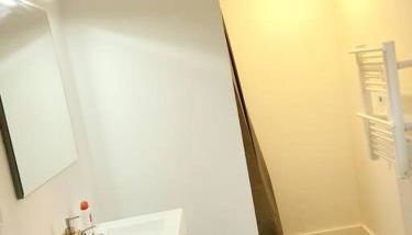 T2 cosy et calme avec terrasse - Foto 5