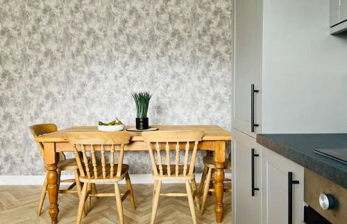 uSnooz I Charming 4-Bed Halifax Home with Garden - Foto 4