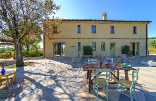 Villa w/ Wine Tours Near Beach - Photo 20