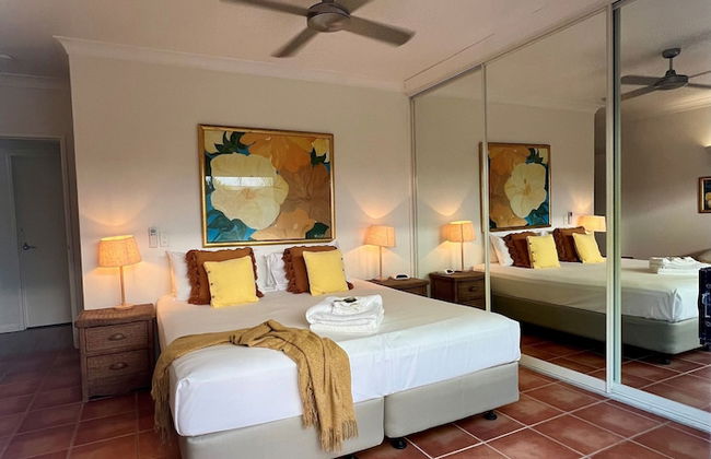 BeachView Apartments at Villa Paradiso - Photo 8