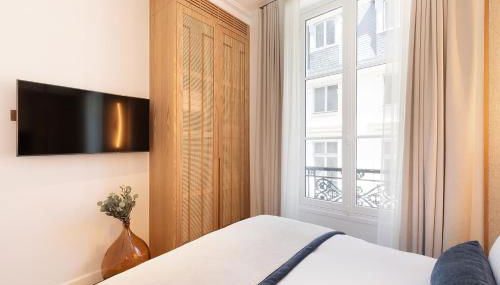 Oniri - Serviced Apartments in Louvre - Rue de Richelieu - Foto 3, wardrobe