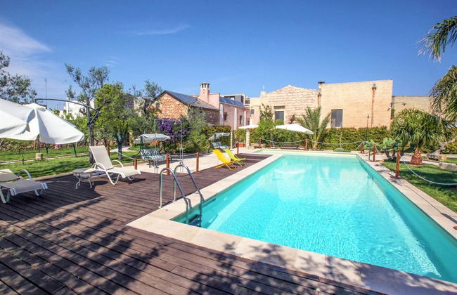 Pat016 in Pat With 8 Bedrooms and 8 Bathrooms - Photo 1