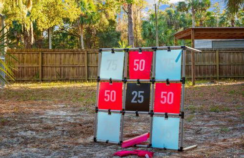 Pets OK! Heated Pool mins to 3 Sisters Spring! - Foto 44