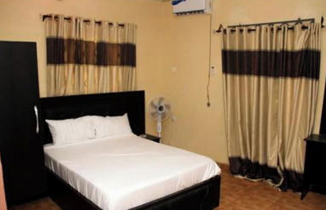 Impeccable , Modern House in Benin City, Nigeria - Foto 3