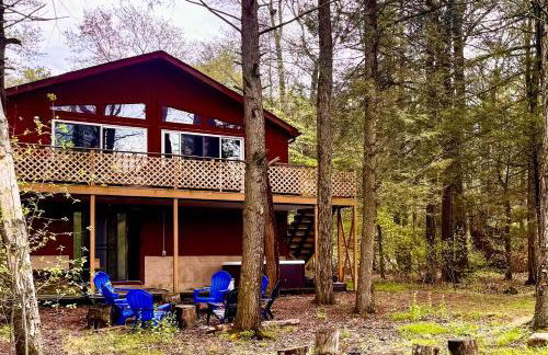 Hot Tub, Dock, Pool Table! Lakefront Poconos Haven - Foto 26