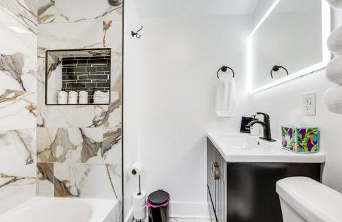 Walkable and Modern! Syracuse Home Near Campus - Foto 14