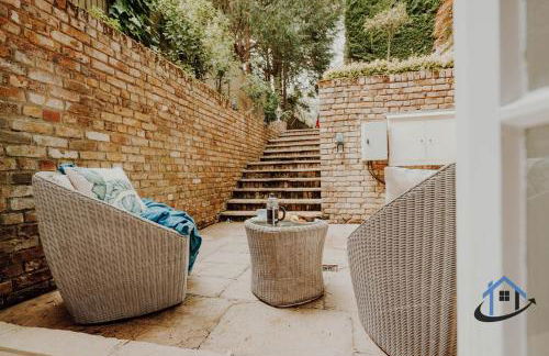 Unique Boathouse, detached free parking x4 cars - Foto 78