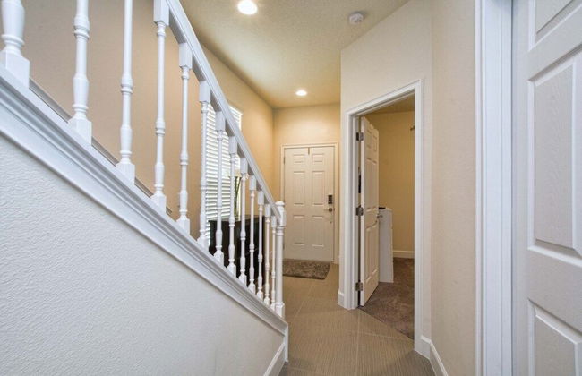 Beautiful House, Private Splash Pool, Balcony Off Master Suite, Free Wifi!!! 3 Bedroom Townhouse by RedAwning - Foto 27