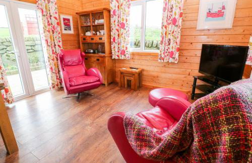 Borah Lodge - Photo 3