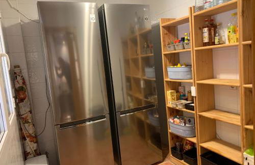 10 Bedroom 5 Star Luxury Villa & Heated Pool for 5 to 28 Guests near Alicante - Foto 19