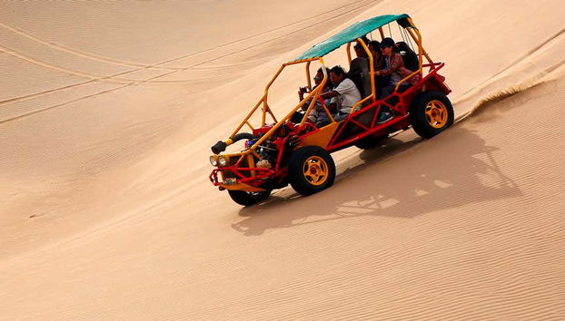 Tour de buggy pelo deserto de Huacachina - Foto 5