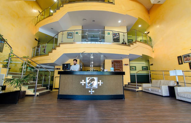 Hotel Apartamento Martín Alonso Pinzón - Photo 3