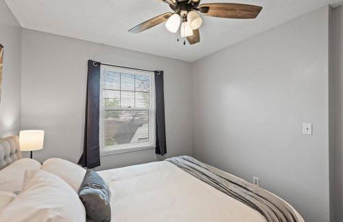 Tranquil 2BR Apt Mpls - 8075 Apt 3 - Foto 5