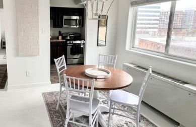 Crystal City Boutique Flats - Free Parking 2878 - Foto 9