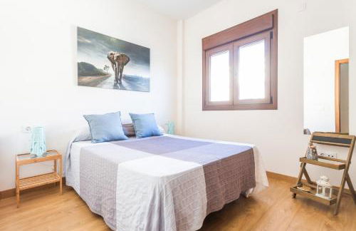 VILLA DE LUJO CLIMATIZADA. PISCINA Y JARDIN PRIVADO - Foto 13