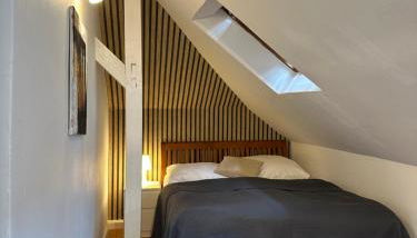 Schönes City-Apartment mit 2 Schlafzimmer, Parkplatz, ruhig und hell, D46-DG - Photo 3