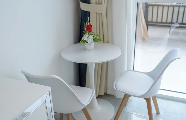 Vogue Elegance at Pearlz near Metro - Foto 17