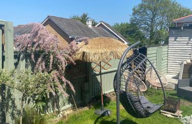 Isle 2-bed Retreat- Sleeps 4, Garden & Games Room - Foto 23