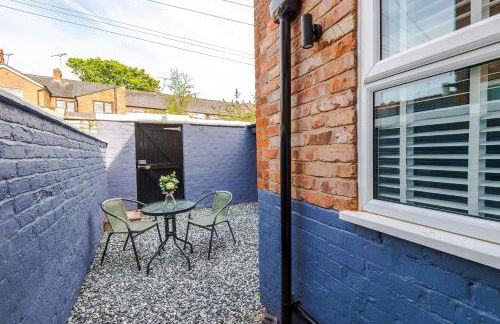 Serene & Contemporary Hoole House - Photo 29