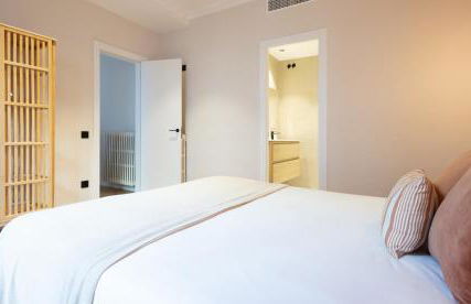 Stay U-nique Apartments Balmes II - Photo 24