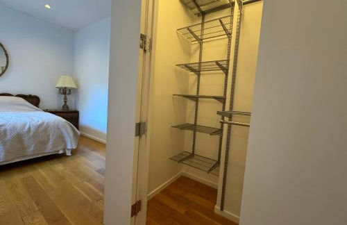 Large and Luxurious in Strivers Row - Photo 27