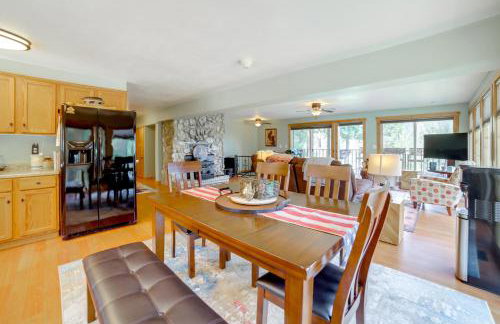 Mtn-View Oasis with Pool Access in Garden Valley - Foto 7