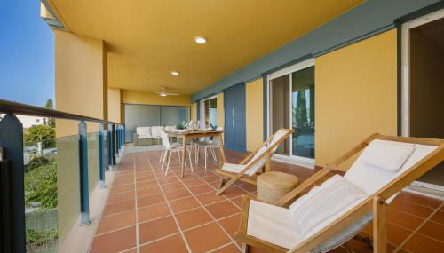 Coastal apartment, with swimming pools and close to the beach, in the tourist Bahia de Marbella - Photo 5, sunbed