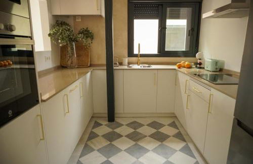 Cathedral Sevilla Views - Photo 17