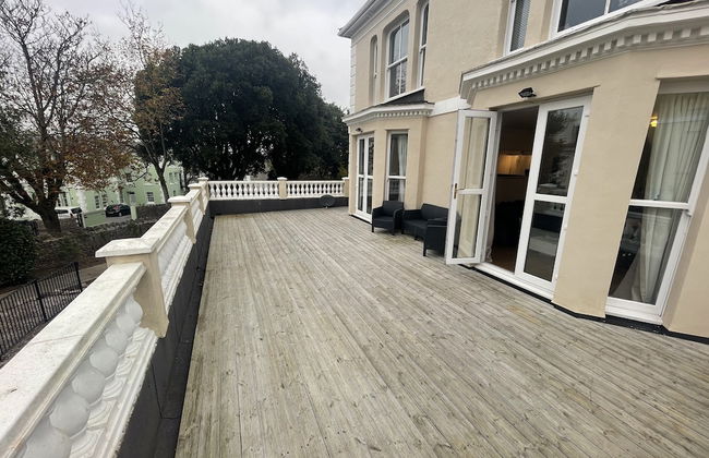 Modern 2 bed Apartment With sea Views - Foto 22