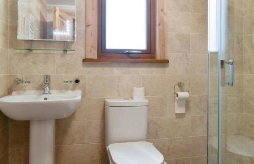 Viaduct Fishery Lodges - Foto 24