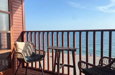 Branscombe Chalet on the Beach - Photo 1