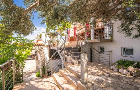 Stunning Apartment In Stara Baska - Foto 7