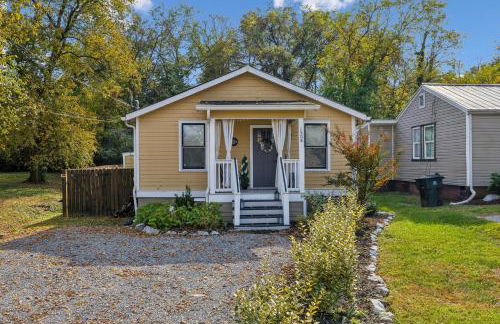 East Nashville Sweetie Near to Downtown 2 Bed 2 Bath with Fenced Yard 30 or more Days by SkyRun Nashville - Foto 24