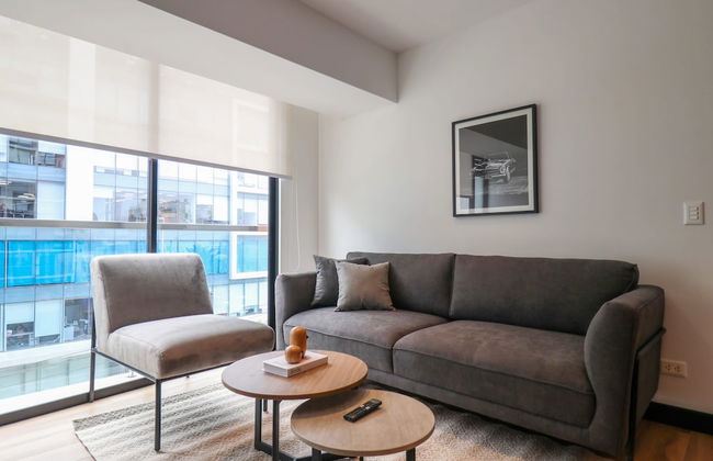 w Magnificent 2BR w Great Balcony in San Isidro - Foto 3