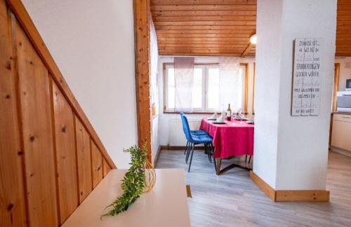 Charmantes 1-Zimmer Loft - Parkplatz - Bushaltestelle - Foto 8